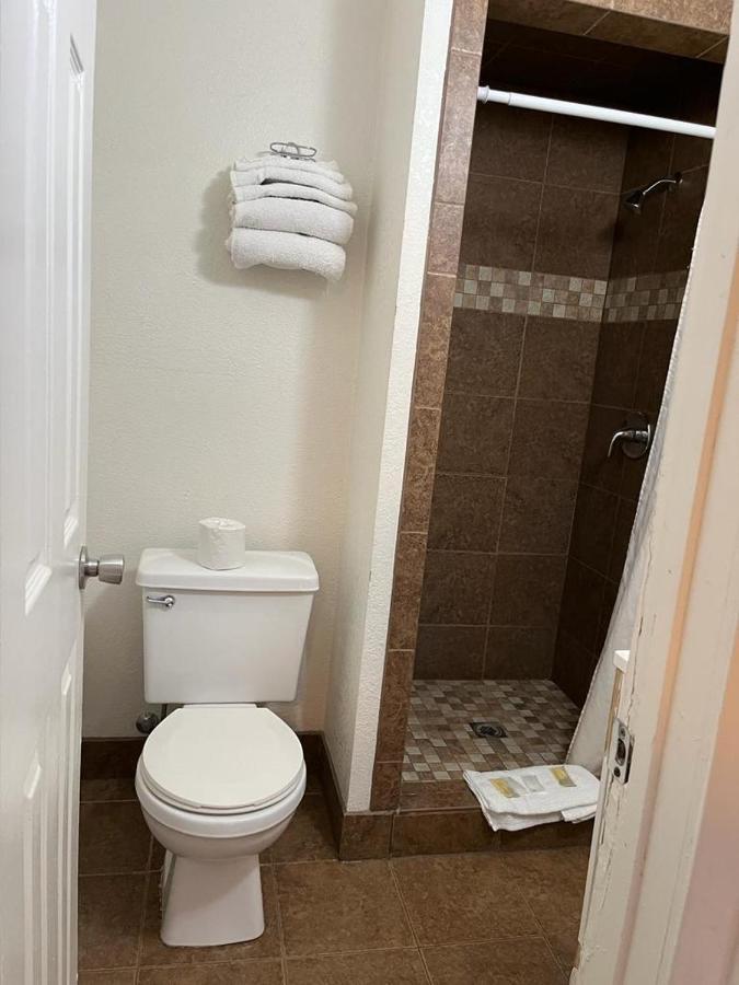 Economy Inn Paso Robles Εξωτερικό φωτογραφία