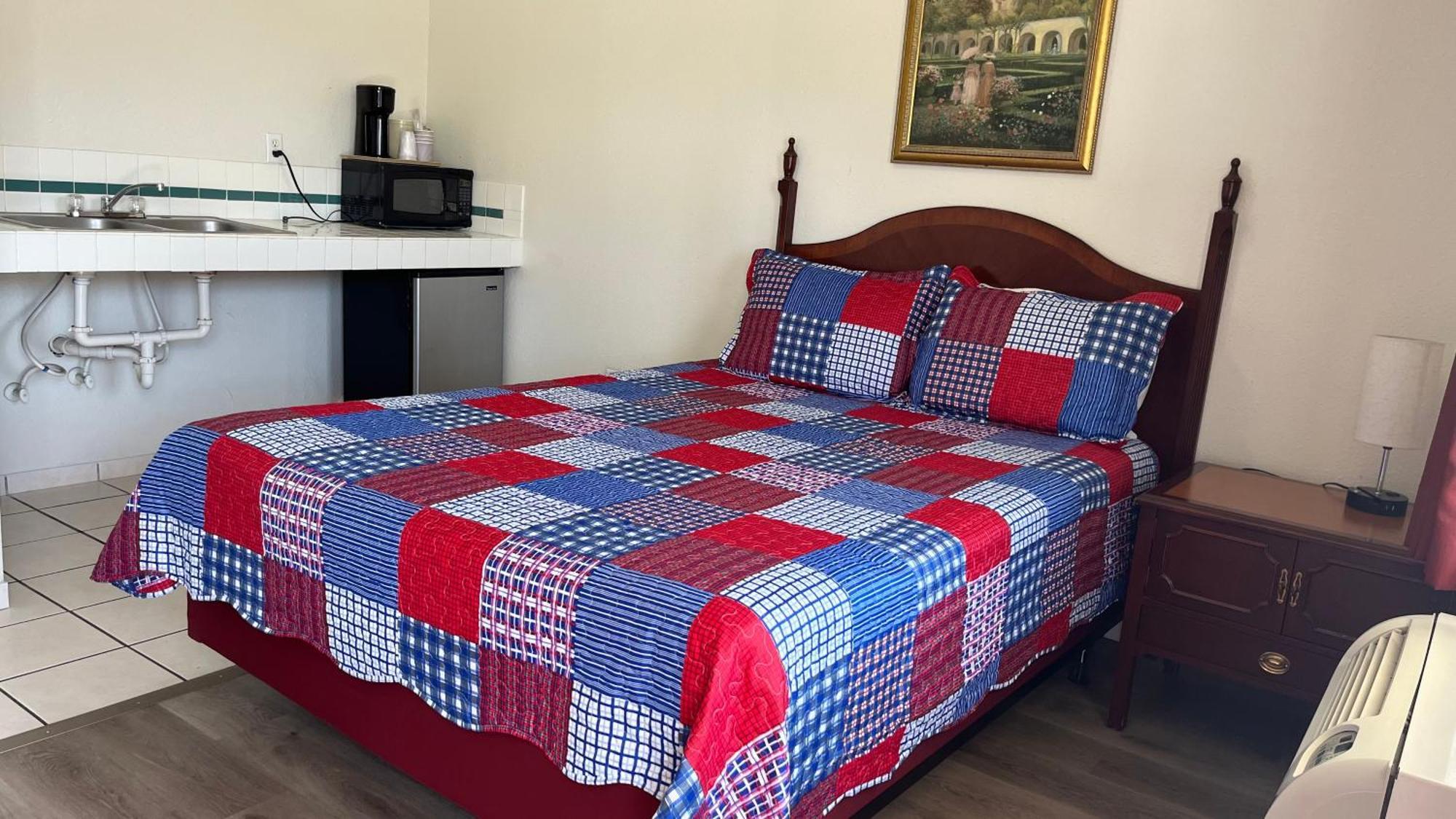 Economy Inn Paso Robles Εξωτερικό φωτογραφία